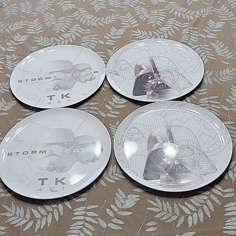 Zak Designs Star Wars Storm Trooper TK 421 & Darth Vader  Stormtrooper Melamine